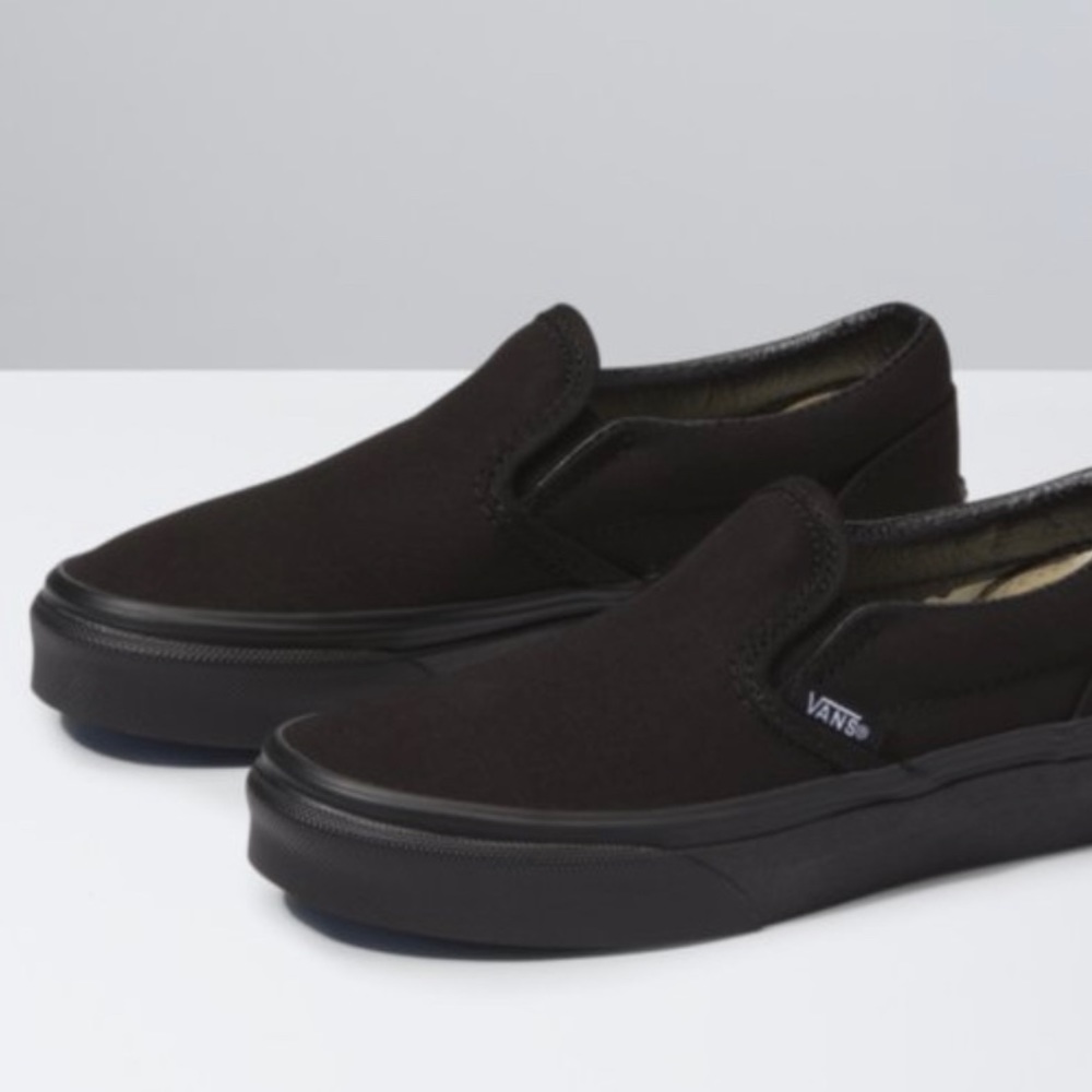 Kids black vans 13.5 EUC